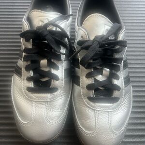 Adidas Silver and Black Sneakers Classic Athletic Design